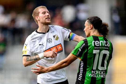 Häckens Simon Gustafson och GAIS Amin Boudri