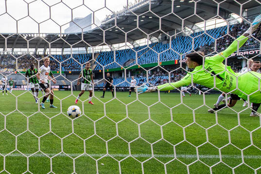 GAIS Amin Boudri ej i bild) gör 1-0 bakom Häckens
