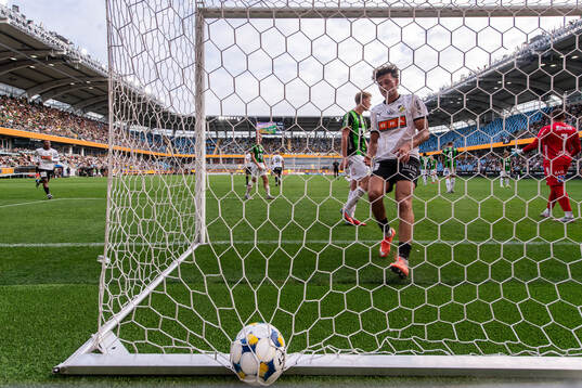 GAIS Filip Beckman deppar medan Häckens Silas Andersen