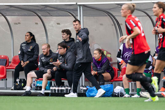 Brommapojkarnas tränare Daniel Gunnars