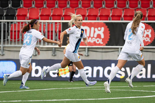 Djurgårdens Tove Almqvist jublar