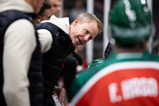 Head coach Robert Ohlsson of Frölunda