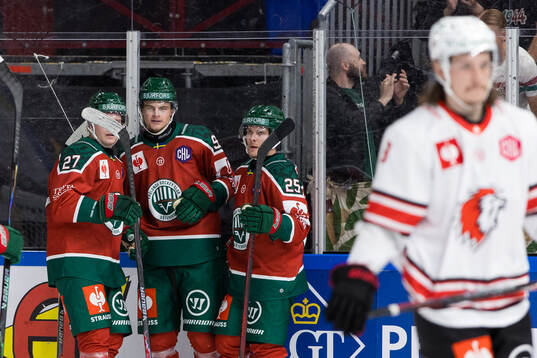 Filip Cederqvist of Frölunda celebrates