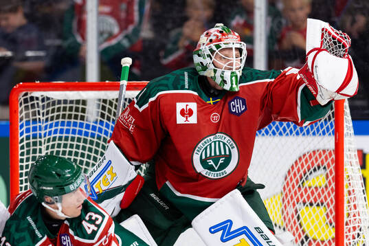Goaltender Lars Johansson of Frölunda