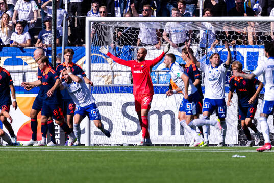 Djurgårdens målvakt Filip Manojlovic