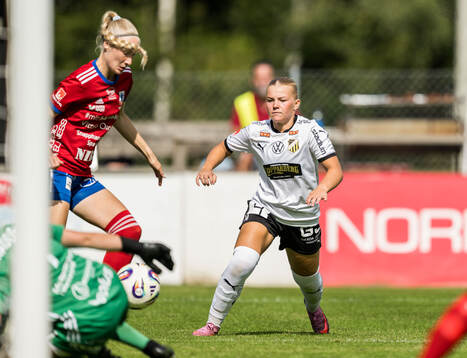 Vittsjös Sanni Ojanen och Häckens Matilda Nildén