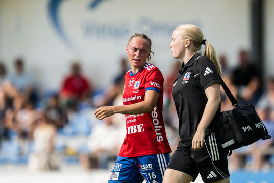 Vittsjös Olivia Wänglund får vård av medicinsk personal