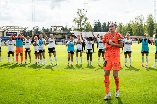 Bläddra bland fler bilder av Fotboll, Damallsvenskan, Vittsjö - Häcken