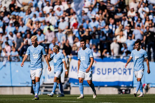 Malmö FFs Otto Rosengren och Lasse Berg Johnsen deppar