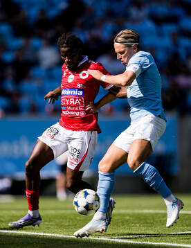 Degerfors Nasiru Moro och Malmö FFs Jens Stryger Larsen