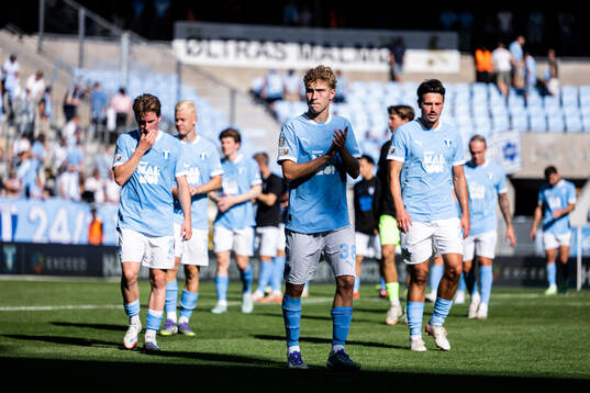 Malmö FFs Hugo Bolin deppar