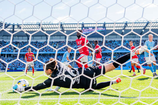 Bläddra bland fler bilder av Fotboll, Allsvenskan, Malmö FF - Degerfors