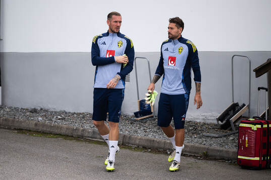 Goalkeeper Robin Olsen and goalkeeper Kristoffer Nordfeldt
