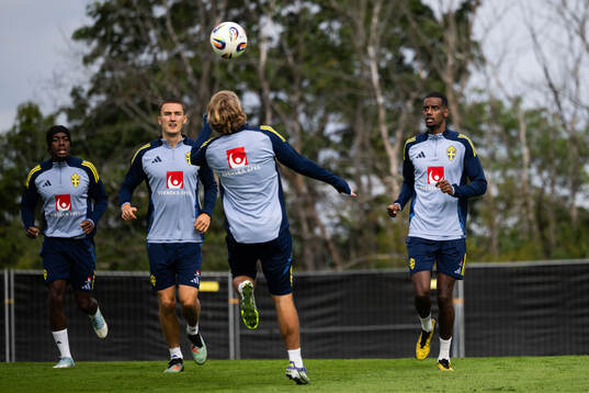 Ken Sema, Gustaf Lagerbielke and Alexander Isak of the