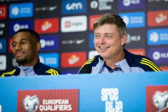 Head coach Jon Dahl Tomasson of the Swedish national