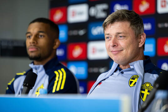Head coach Jon Dahl Tomasson of the Swedish national
