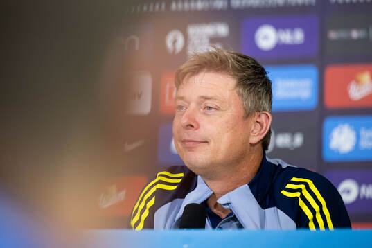 Head coach Jon Dahl Tomasson of the Swedish national
