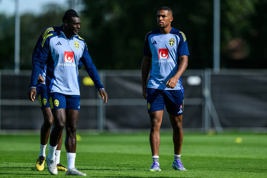 Ken Sema and Isak Hien of the Swedish men's football