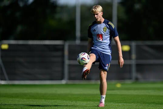 Lucas Bergvall of the Swedish men's football national team
