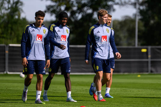 Yasin Ayari, Anthny Elanga, Emil Krafth and Jesper