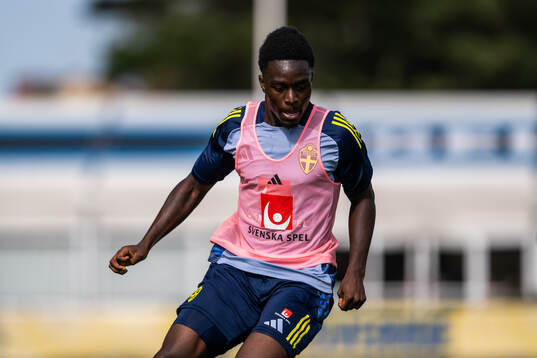 Genesis Antwi of the Swedish under-21 national football team