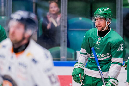Rögles Lukas Ekeståhl-Jonsson jublar
