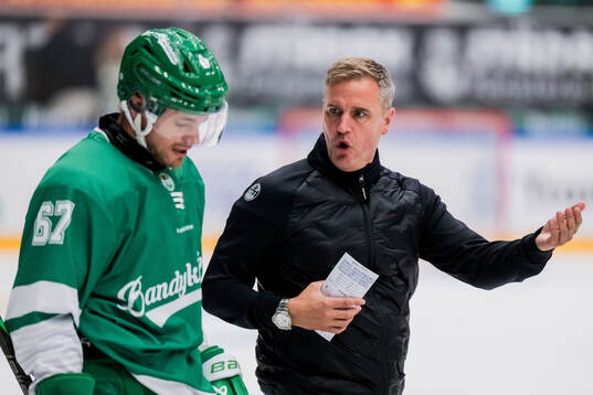 Rögles Leon Bristedt och tränare Dan Tangnes