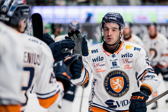 Växjös Reid Gardiner jublar