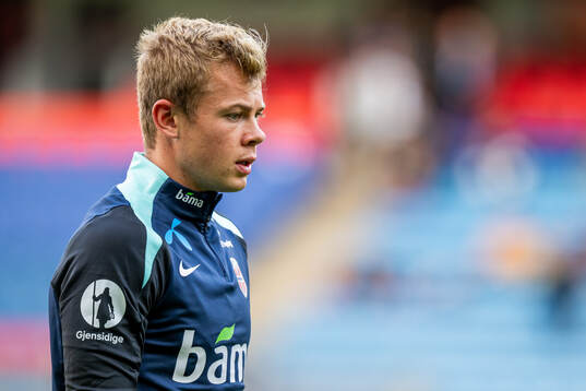 Aune Heggebø of Norway warms up