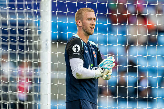 Goalkeeper Egil Selvik of Norway warms up