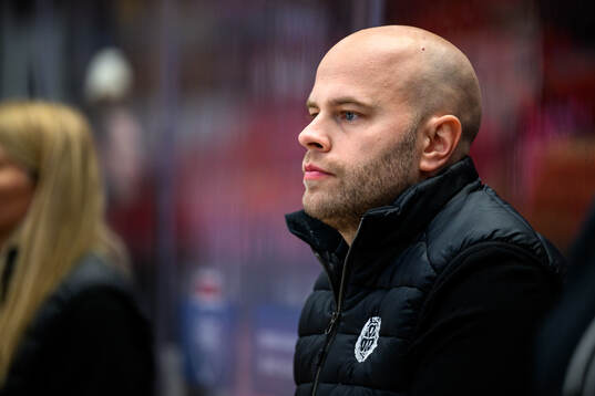 Brynäs tränare Filip Eriksson