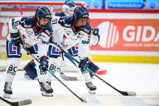 Linköpings Marthe Pabsdorff Brunvold och Olivia Sohrner