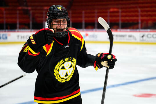 Brynäs Elin Svensson jublar