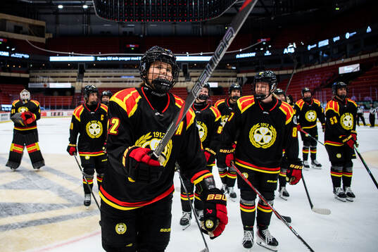 Brynäs Hanna Thuvik jublar