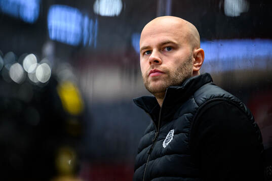 Brynäs tränare Filip Eriksson
