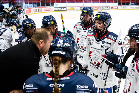 Linköpings Lova Blom, Sara Hjalmarsson och Lindsay