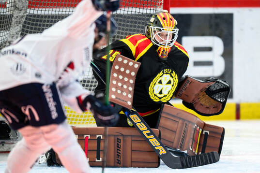Brynäs målvakt Klara Peslarova