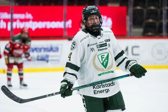Färjestads Julie Gough deppar