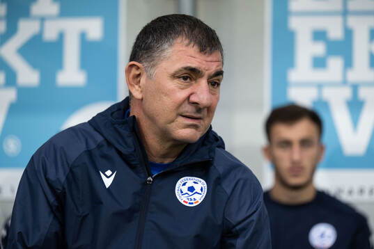Head coach Armen Gyulbudaghyants of Armenia