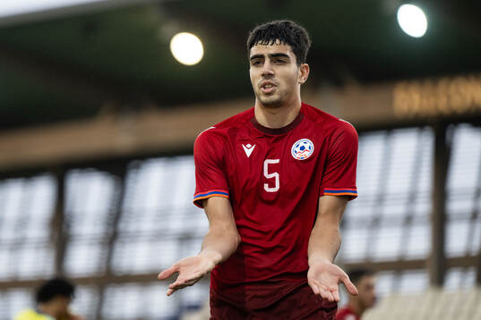 Petik Manukyan of Armenia reacts