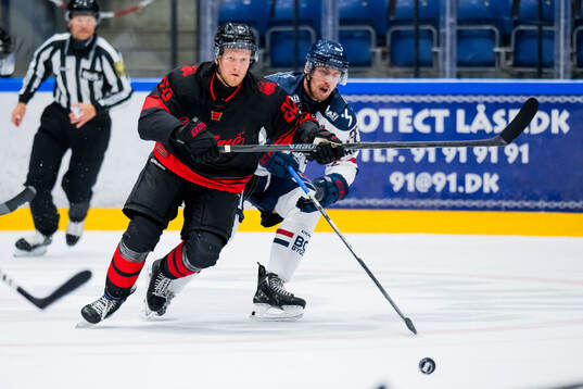 Malmö Redhawks Thomas Berg Paulsen och Linköpings Johan