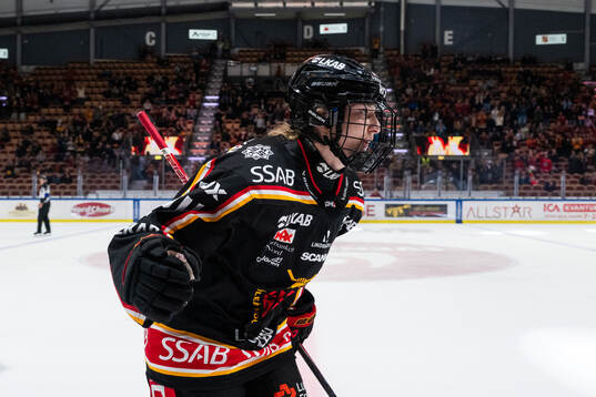 Luleås Mimmi Gill jublar