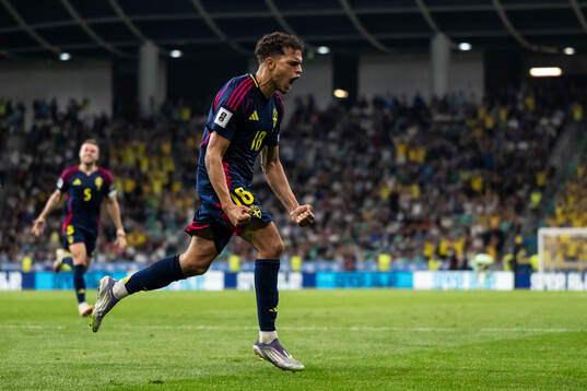 Yasin Ayari of Sweden celebrates