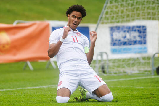 Malik Pimpong of Denmark celebrates