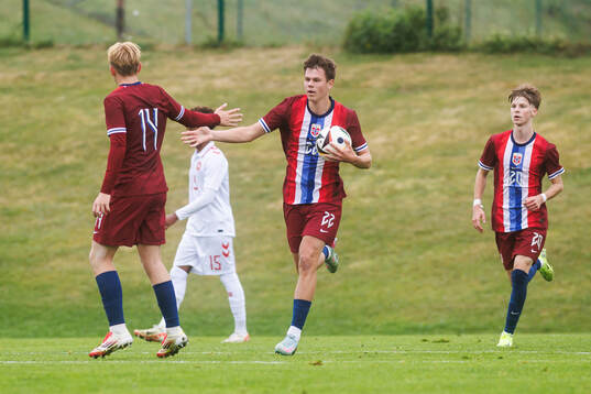 Igor Gosik of Norway celebrates