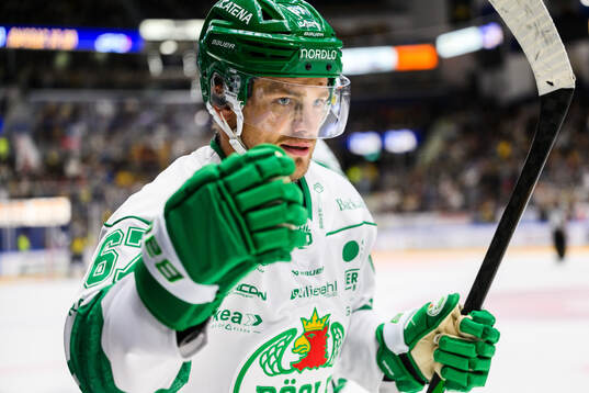 Rögles Leon Bristedt jublar