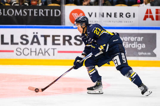 HV71s Jonathan Ang