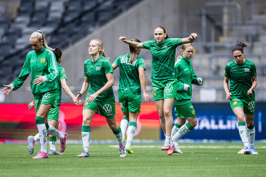 Hammarbys Ellen Wangerheim och Vilde Hasund