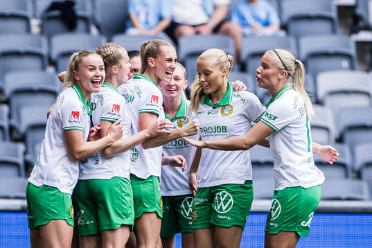 Hammarbys Ellen Wangerheim, Anna Jøsendal, Julie Blakstad