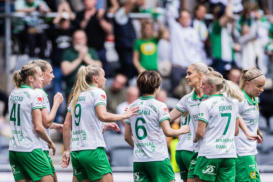 Hammarbys Hammarbys Julie Blakstad jublar
